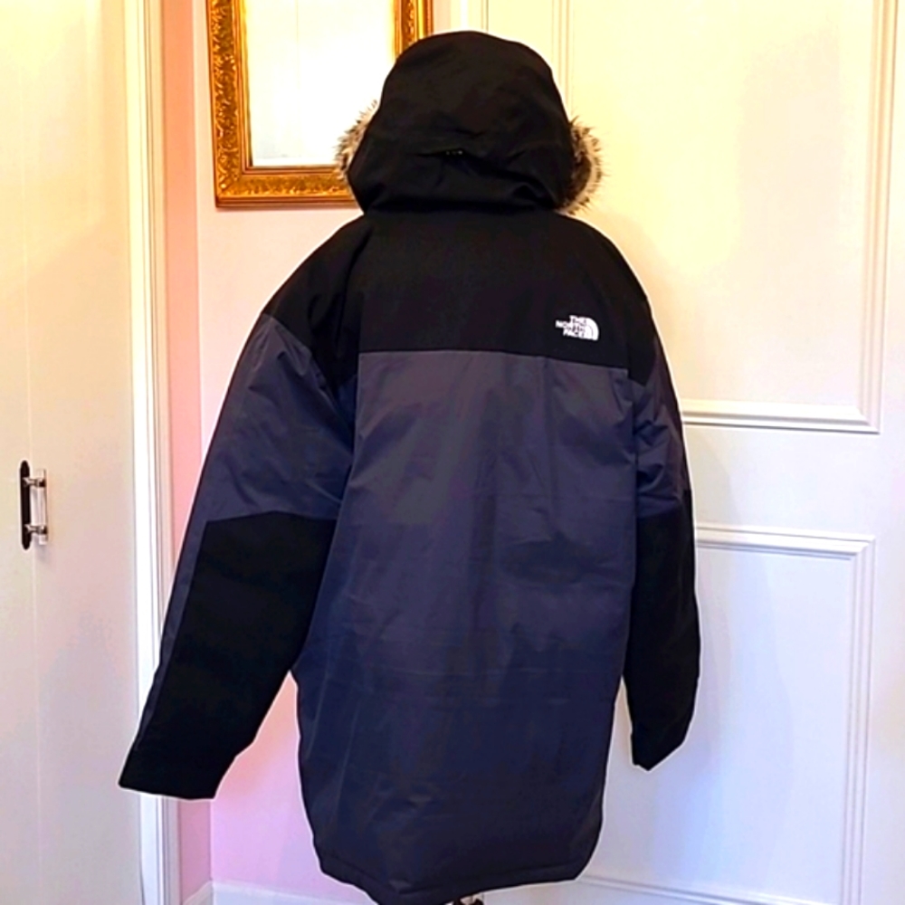 THE NORTH FACE grey McMurdo parka - Picture 6 of 11